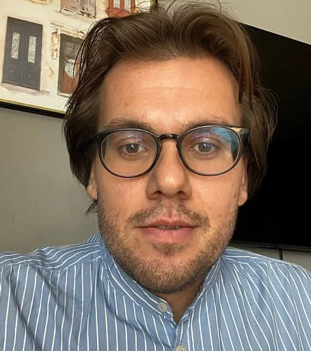 Леонид Лапин