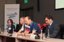 ТехноНИКОЛЬ приняла участие в деловой программе автопробега Росавтодора «Дороги объединяют Россию» ТехноНИКОЛЬ приняла участие в деловой программе автопробега Росавтодора «Дороги объединяют Россию»