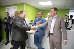 Сотрудники ТЕХНОНИКОЛЬ получили грамоты от Министерства промышленности и торговли РФ Сотрудники ТЕХНОНИКОЛЬ получили грамоты от Министерства промышленности и торговли РФ
