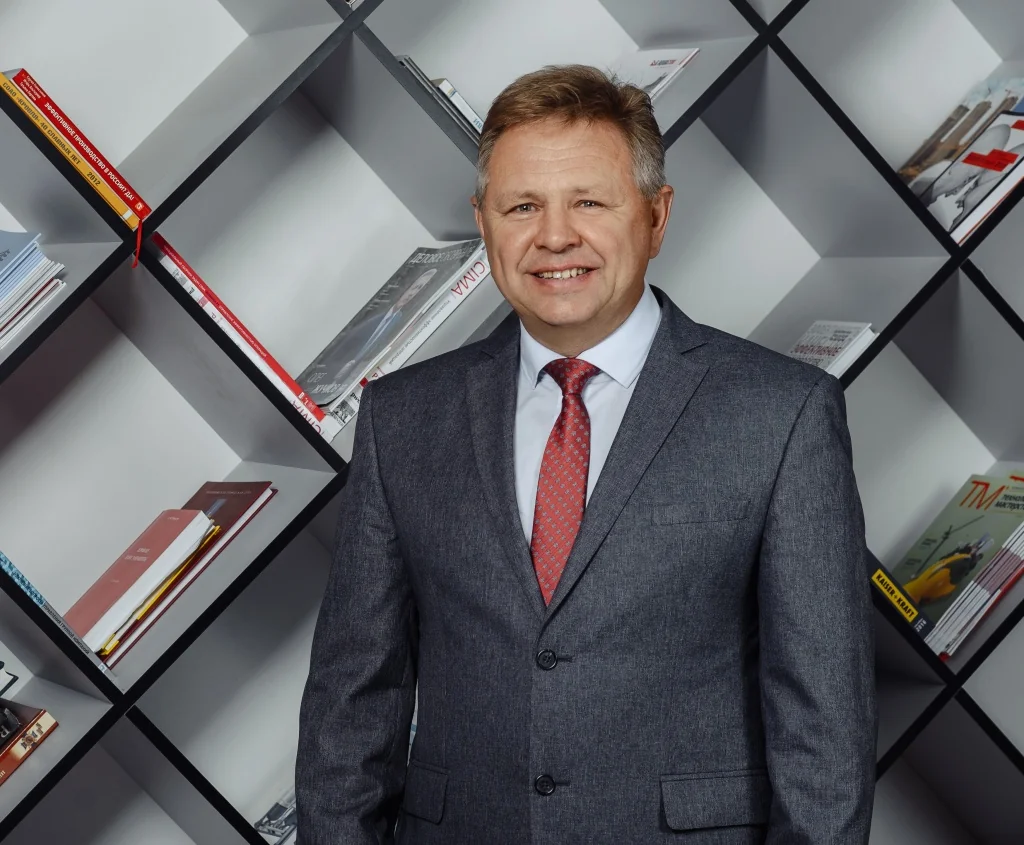 Шустов Владимир.jpg