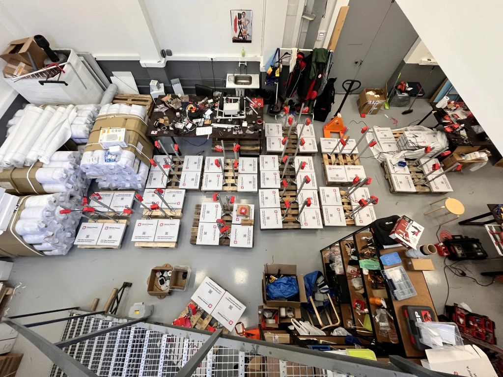 Лаборатория.jpg Лаборатория, в которой работают.jpg