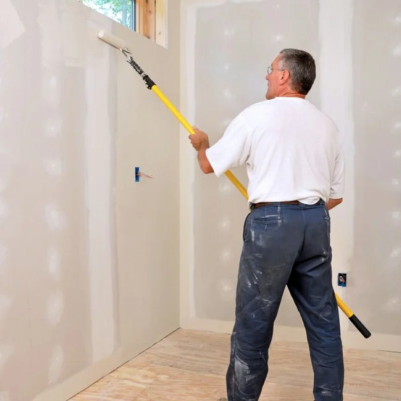 Надо ли грунтовать гипсокартон перед шпаклевкой