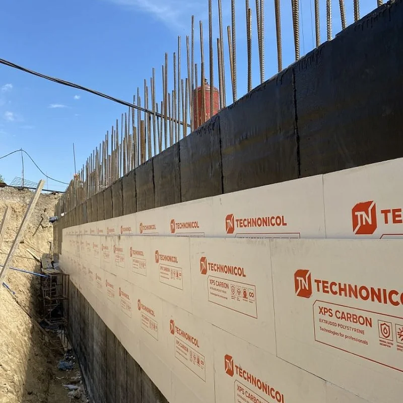 Испытания водой: почему длительное водопоглощение важно для XPS?