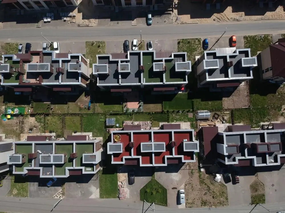 Пароизоляция для кровли: назначение, материалы и укладка