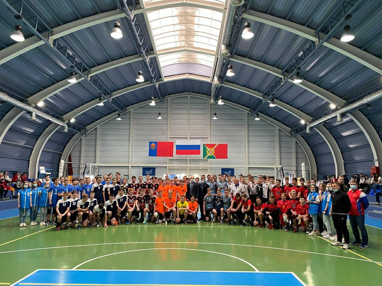 Междуреченск юрга. Волейбол Юность Кузбасса. СК Юность Золотая осень. Пгт соревнования. Турнир по волейболу Назаровский в Тяжине Кемеровской области