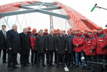 Президент В.В. Путин открыл движение по новому мосту через р. Обь, построенному с материалами ТехноНИКОЛЬ Президент В.В. Путин открыл движение по новому мосту через р. Обь, построенному с материалами ТехноНИКОЛЬ