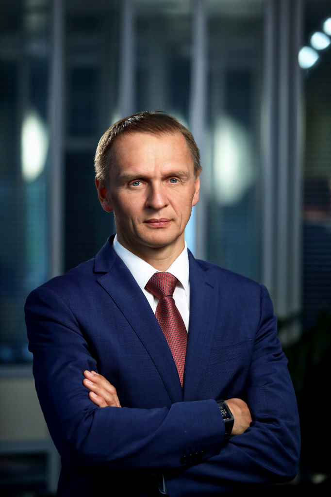 Сергей Колесников.jpg Сергей Колесников.jpg
