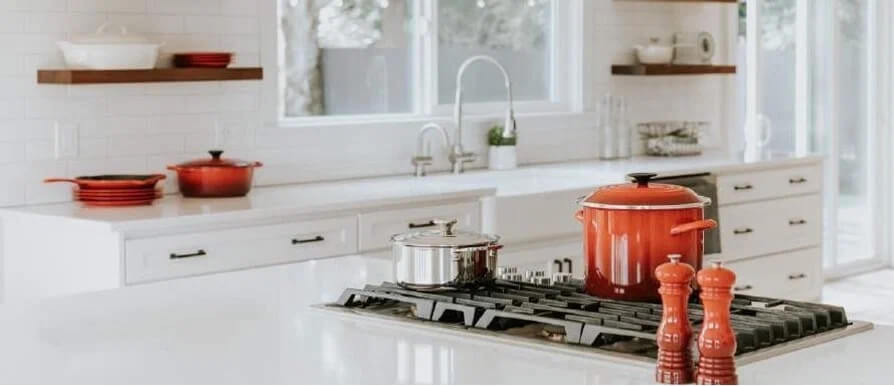 Как защитить кухонную мебель от влаги?