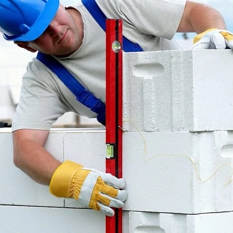 Зачем утеплять дом из газобетона