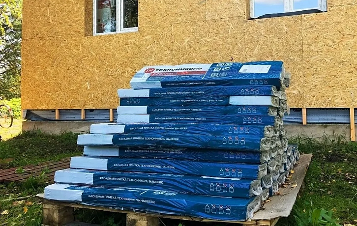 Монтаж фасадной плитки ТЕХНОНИКОЛЬ HAUBERK на домах из СИП-панелей