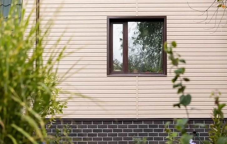 Комплектующие для винилового сайдинга, которые помогут при монтаже